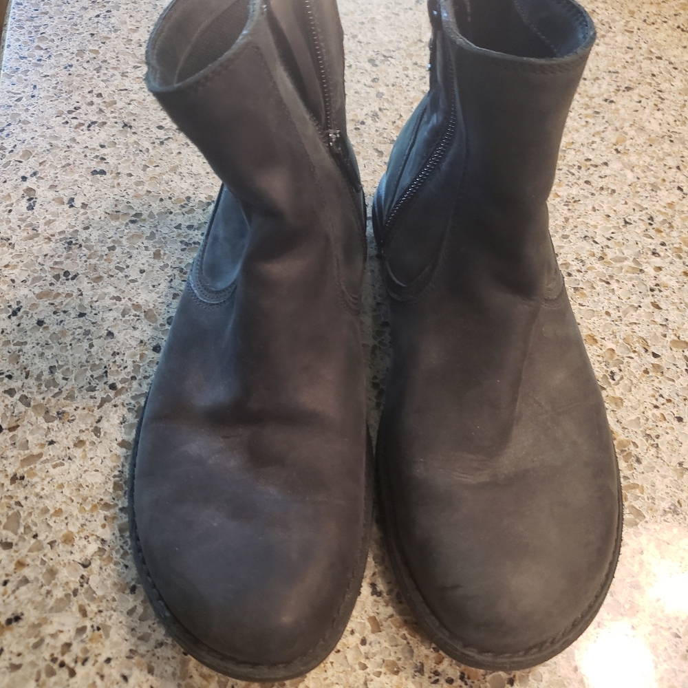 Merrell Performance Footware Captiva Black Nubuck Side Zip Waterproof Boot